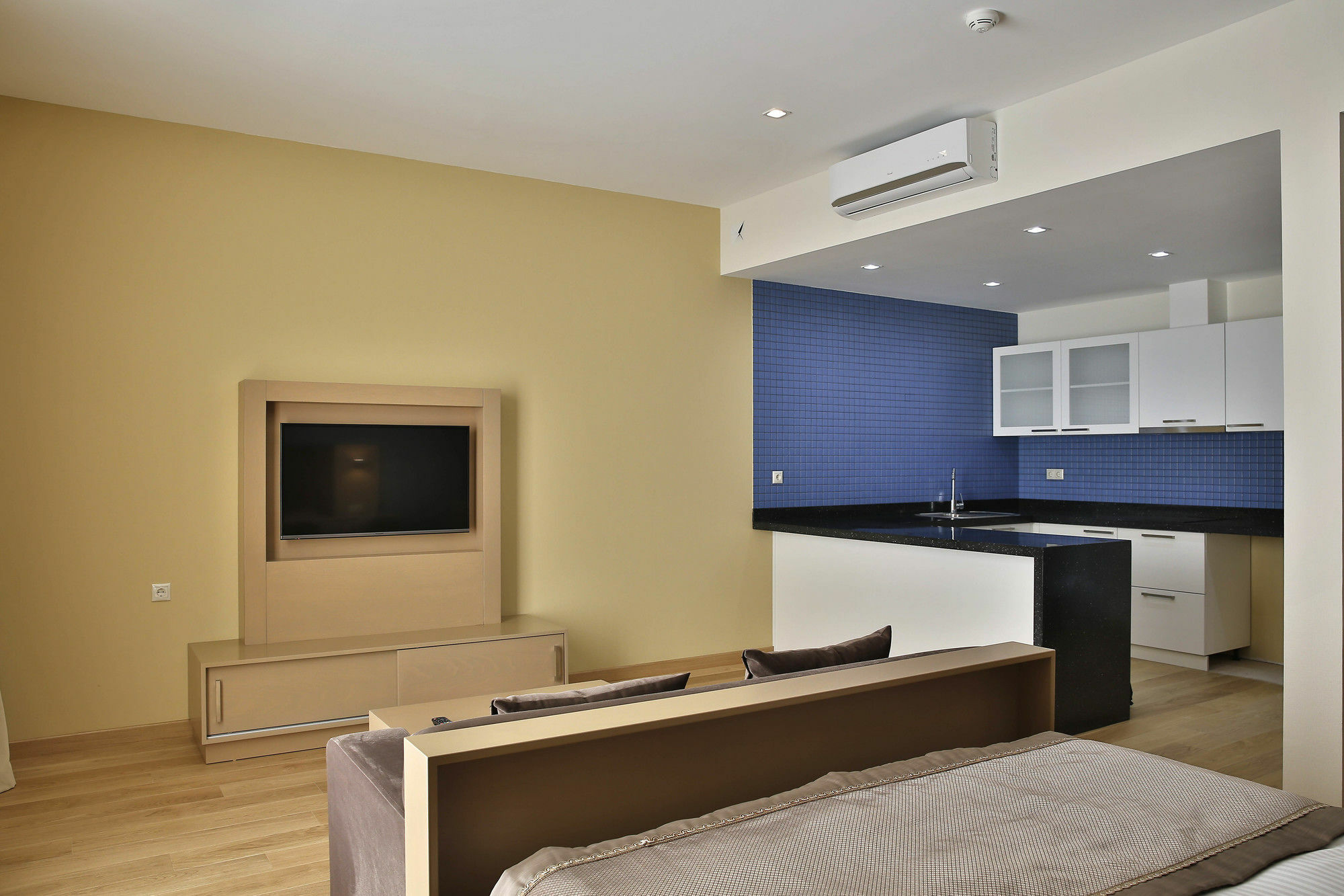 Homebridge Hotel Apartments Baku Exterior photo