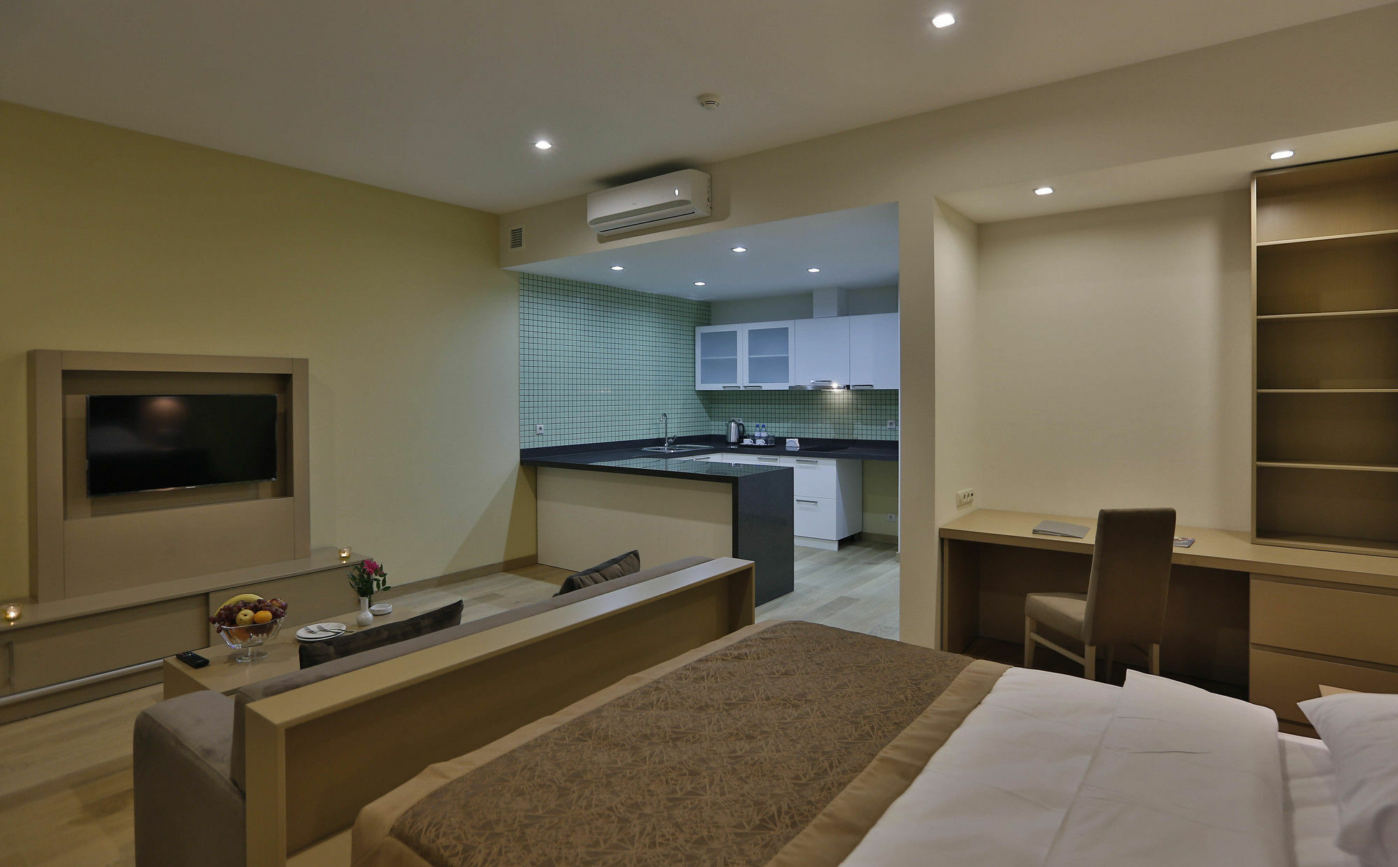 Homebridge Hotel Apartments Baku Exterior photo
